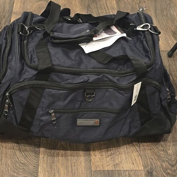 Swiss Tech 28" Excursion Travel Duffel Bag- Black - Picture 12 of 13